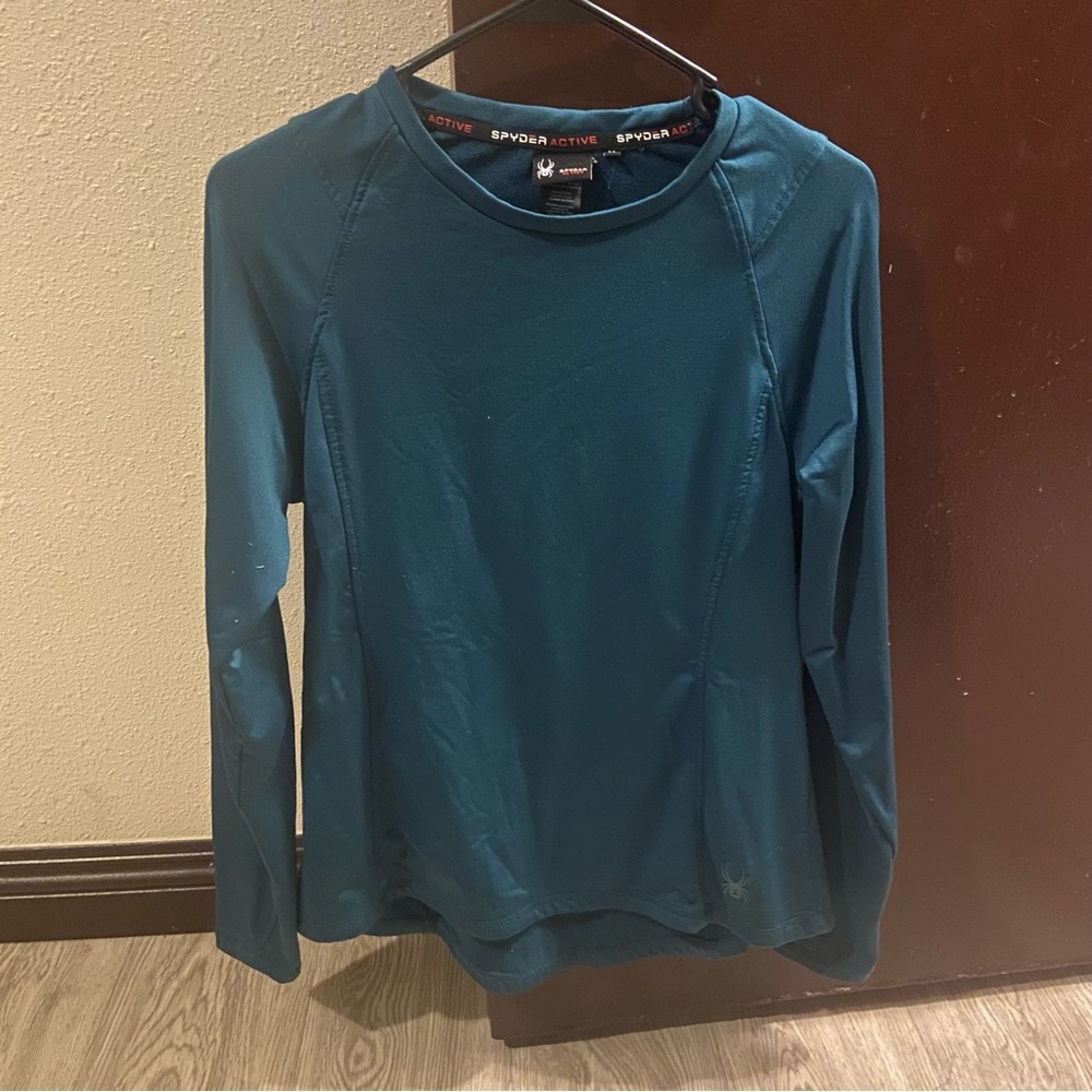 Spyder work out pullover for women - Size Medium